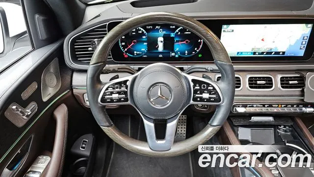 Mercedes-Benz GLS-Class — Фото автомобиля 13