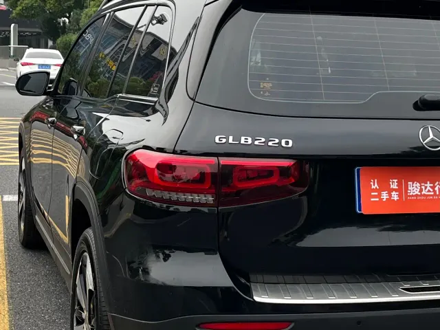 Mercedes-Benz GLB-Class — Фото автомобиля 6