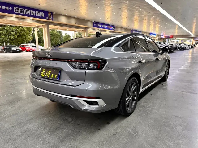 Ford Mondeo — Фото автомобиля 17