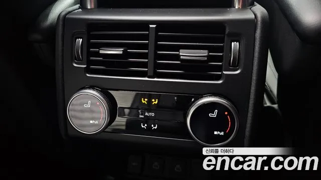 Land Rover Discovery — Фото автомобиля 6