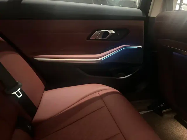 BMW 3 Series — Фото автомобиля 4