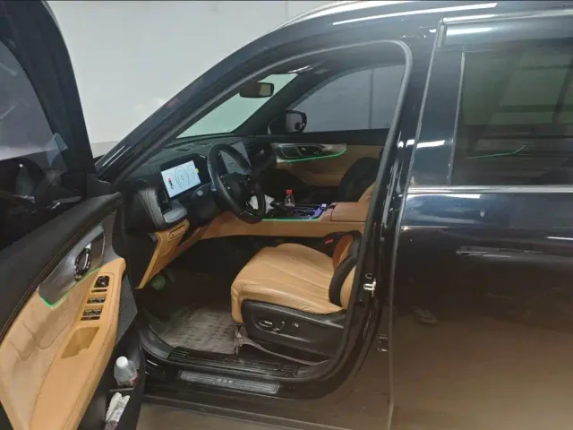 GAC Trumpchi ES9 — Фото автомобиля 8