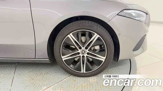 Mercedes-Benz A-Class W177 — Фото автомобиля 9