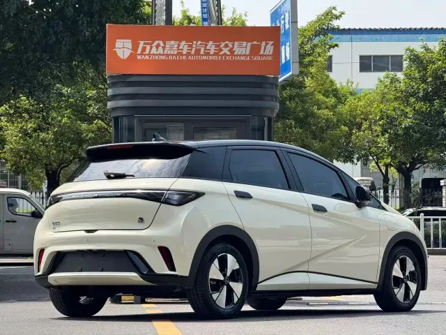 BYD Dolphin — Фото автомобиля 7