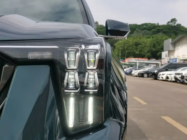 GAC Trumpchi GS8 — Фото автомобиля 4