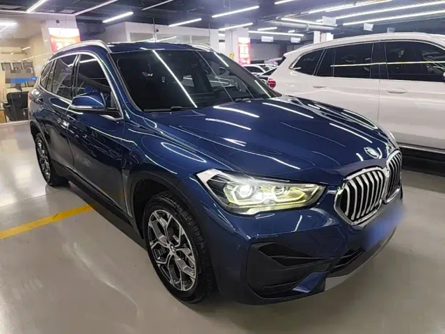 BMW X1 — Фото автомобиля 3