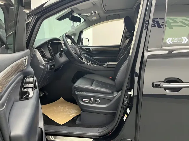 GAC Trumpchi M8 — Фото автомобиля 7