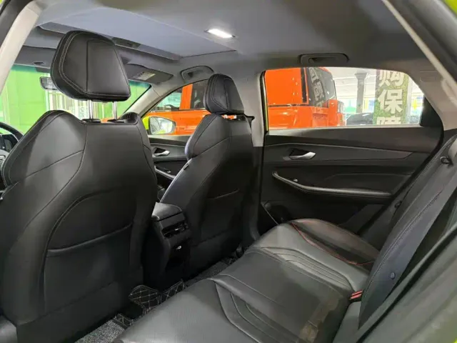 Geely Binrui — Фото автомобиля 7