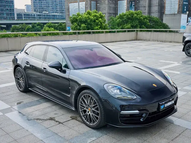 Porsche Panamera — Фото автомобиля 10