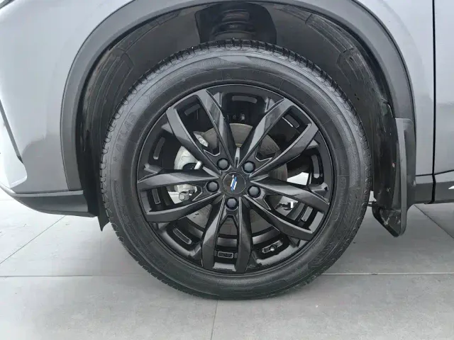 Changan X5 Plus — Фото автомобиля 17