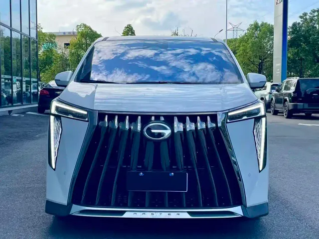 GAC Trumpchi M8 — Фото автомобиля 2