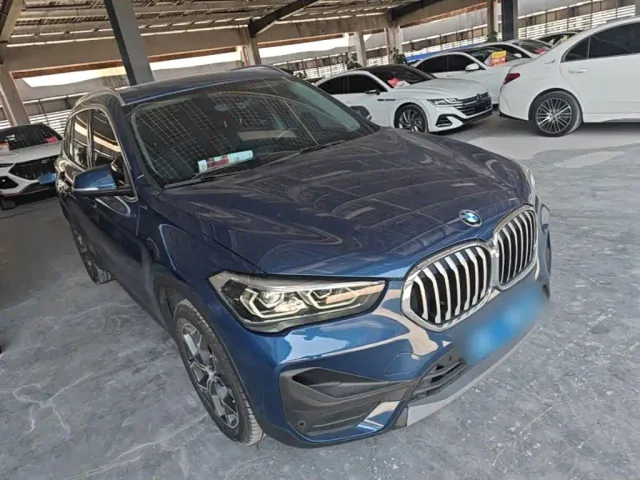 BMW X1 — Фото автомобиля 3