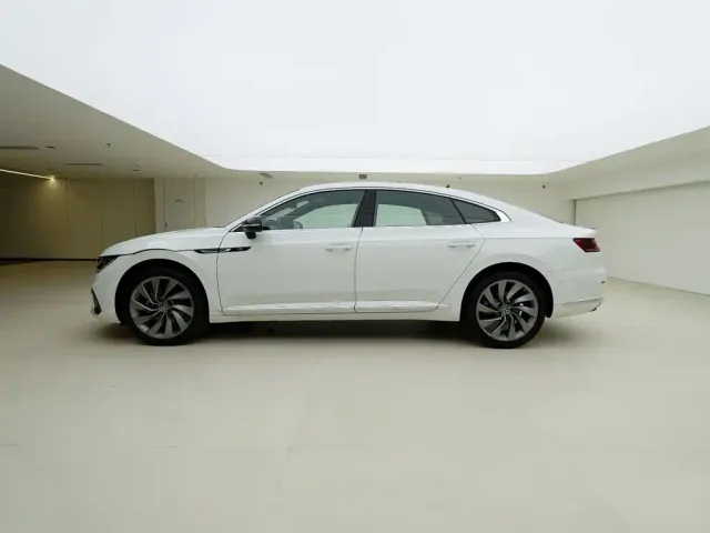 Volkswagen CC — Фото автомобиля 4