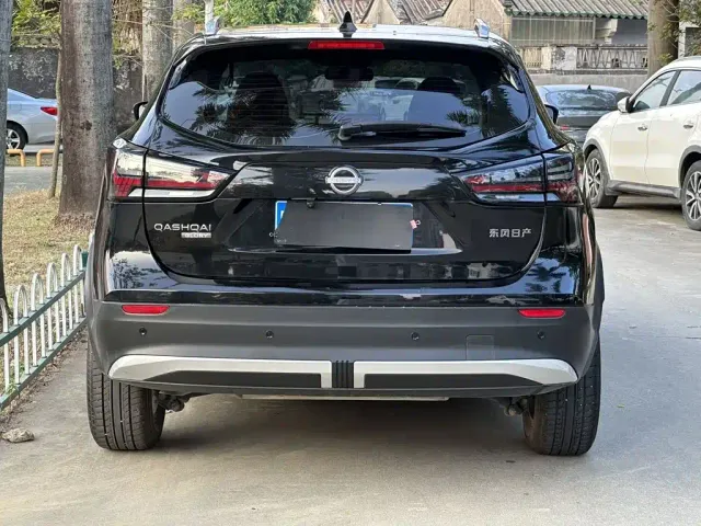 Nissan Qashqai — Фото автомобиля 8