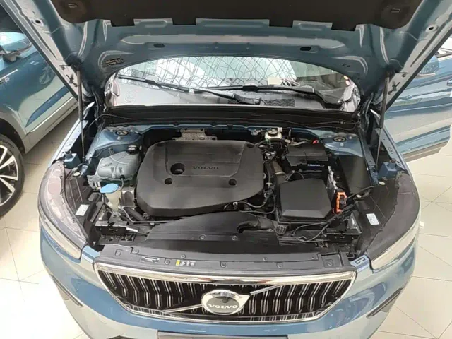 Volvo XC40 — Фото автомобиля 19