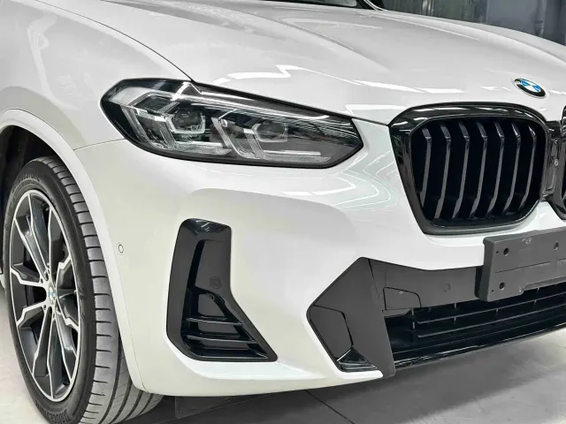 BMW X3 — Фото автомобиля 4