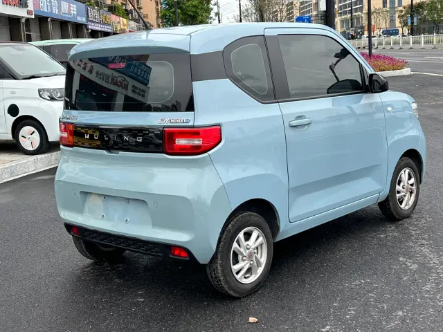 Wuling Hongguang Mini EV — Фото автомобиля 4