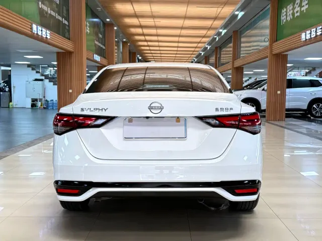 Nissan Sylphy — Фото автомобиля 5