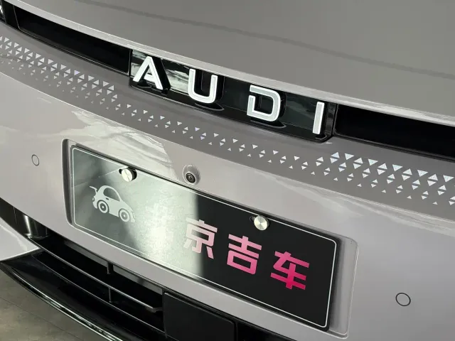 Audi E5 Sportback — Фото автомобиля 5