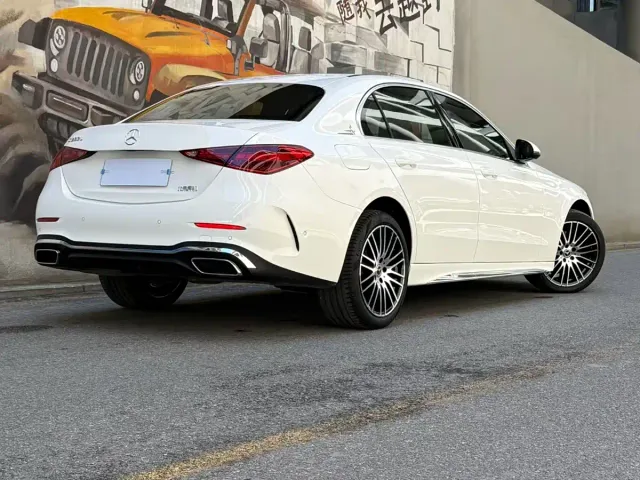 Mercedes-Benz C-Class — Фото автомобиля 2
