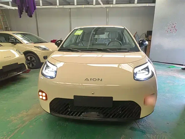 GAC Aion UT — Фото автомобиля 2