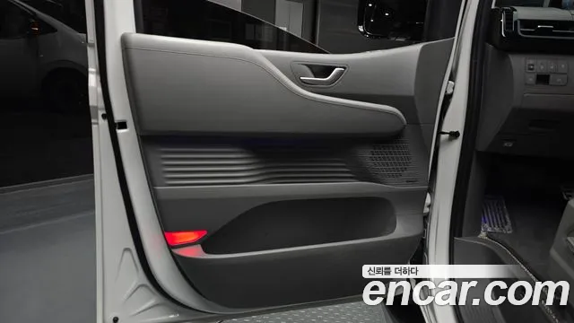 Hyundai Staria — Фото автомобиля 13