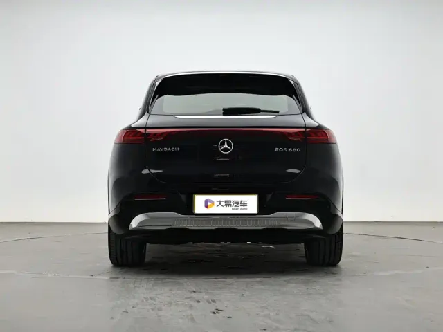 Mercedes-Benz Maybach EQS SUV — Фото автомобиля 4