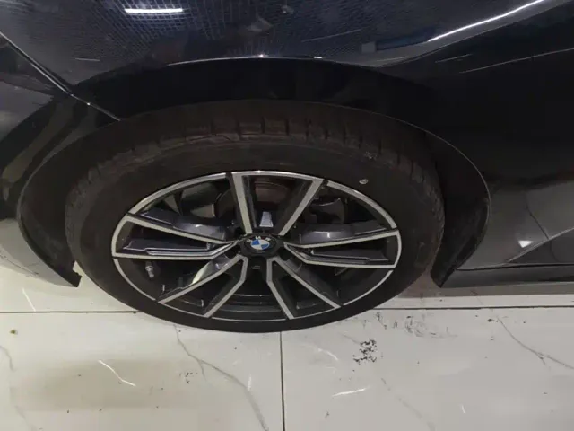 BMW 3 Series — Фото автомобиля 22