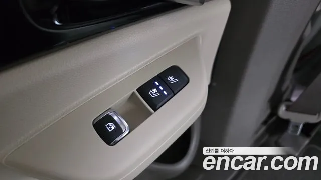 Kia Carnival 4th Gen — Фото автомобиля 29