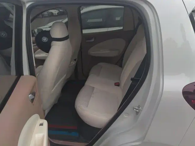 Wuling Hongguang Mini EV — Фото автомобиля 11
