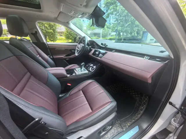 Land Rover Range Rover Evoque — Фото автомобиля 14