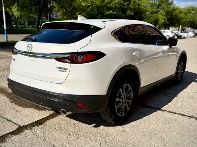 Mazda CX-4 — Фото автомобиля 6