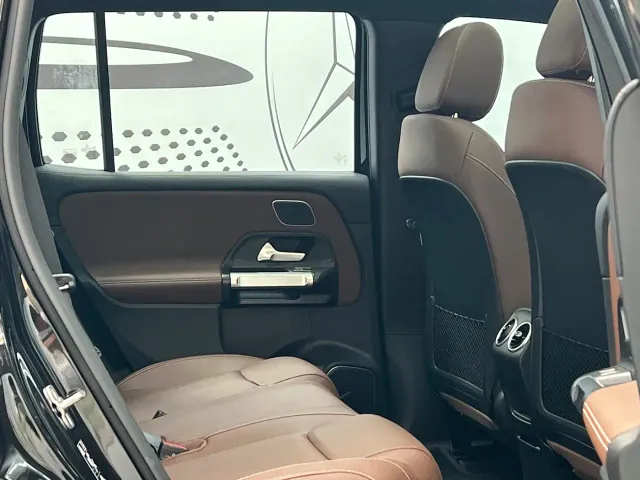 Mercedes-Benz EQB — Фото автомобиля 11