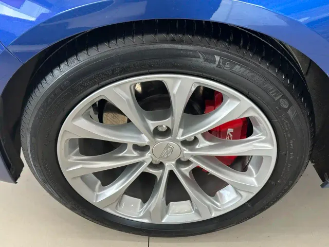 Cadillac CT5 — Фото автомобиля 10