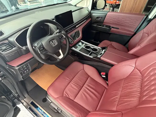 Honda Elysion — Фото автомобиля 11