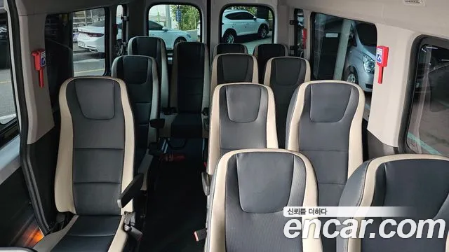 Hyundai Solati Solati 15 мест — Фото автомобиля 12