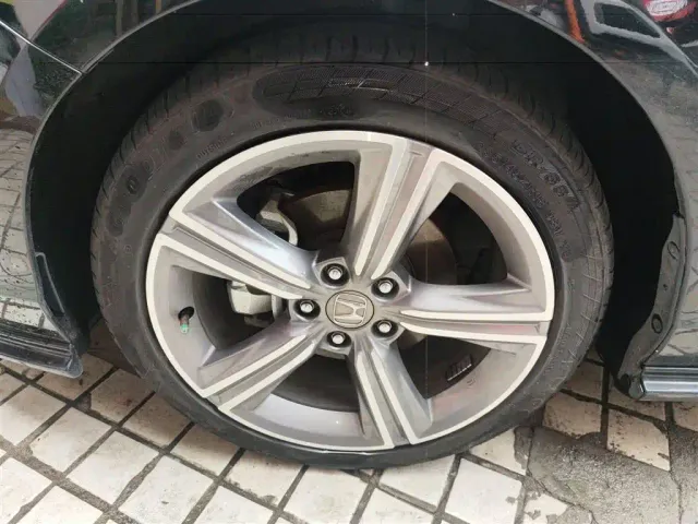 Honda Accord — Фото автомобиля 24