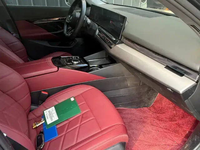 BMW 5 Series — Фото автомобиля 7