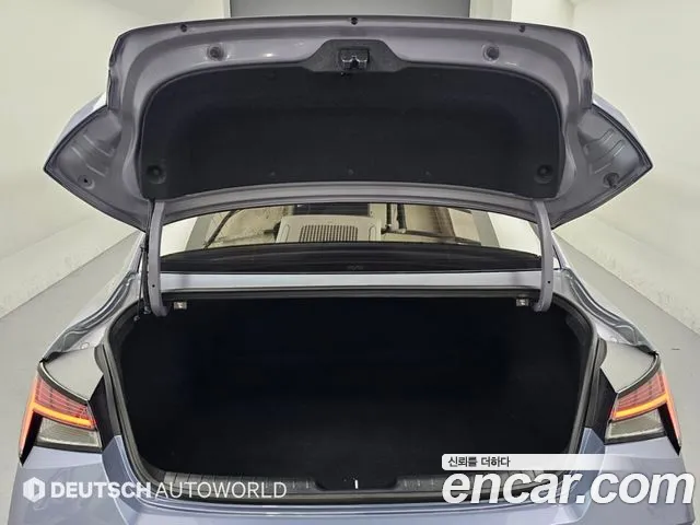 Hyundai Avante CN7 — Фото автомобиля 20