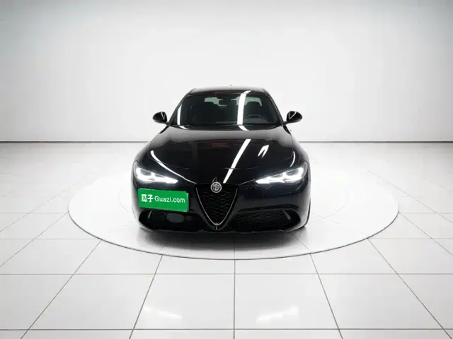 Alfa Romeo Giulia — Фото автомобиля 2