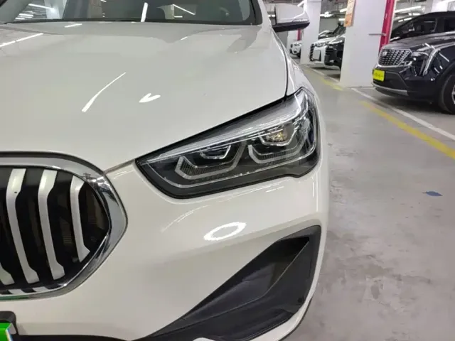 BMW X1 — Фото автомобиля 23