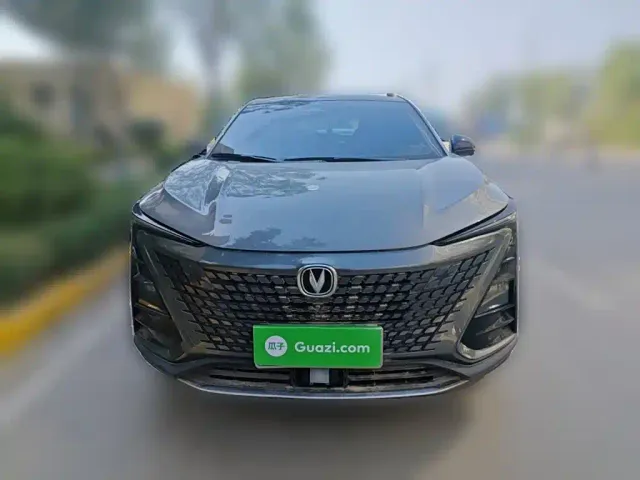 Changan UNI-T — Фото автомобиля 2