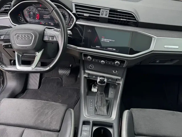 Audi Q3 — Фото автомобиля 21