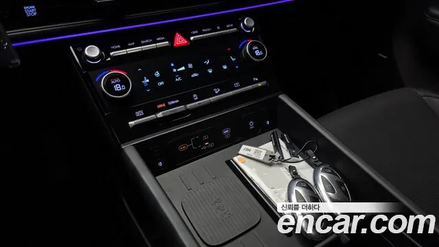 Hyundai Santafe Santa Fe (MX5) Бензин 2.5T 4WD — Фото автомобиля 5