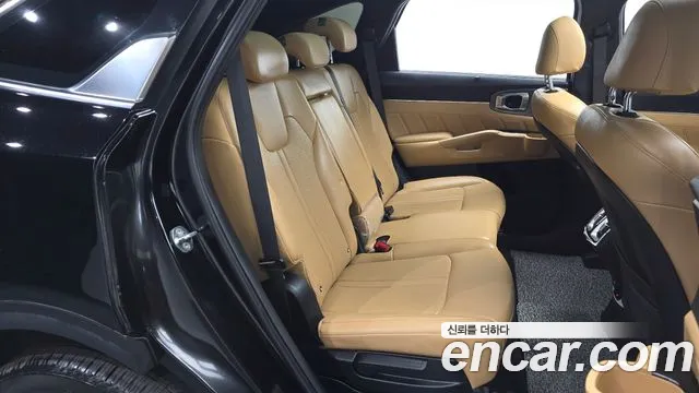 Kia Sorento Sorento 4-е поколение Бензин 2.5T 2WD — Фото автомобиля 10
