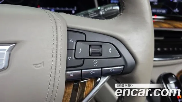 Cadillac Escalade Escalade 5 поколение — Фото автомобиля 26