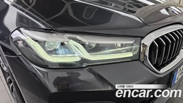 BMW 5 Series G30 — Фото автомобиля 7
