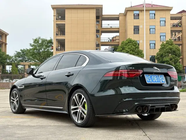 Jaguar XEL — Фото автомобиля 11