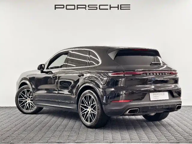 Porsche Cayenne — Фото автомобиля 4