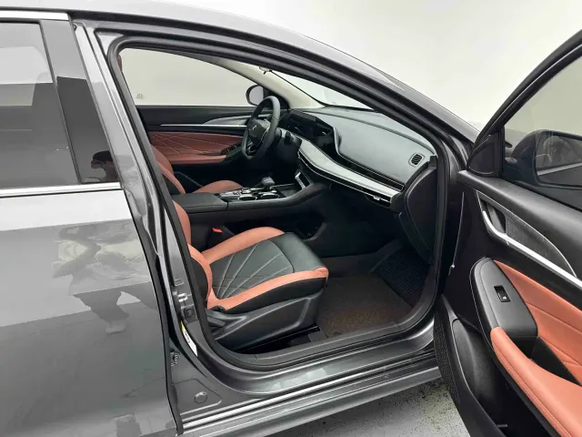 Changan Eado — Фото автомобиля 7